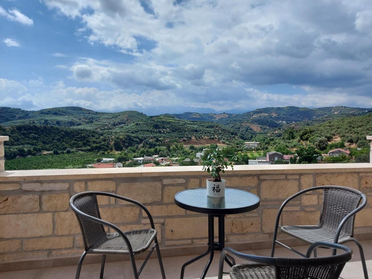 Villa Olive Valley Loutraki  Eksteriør billede